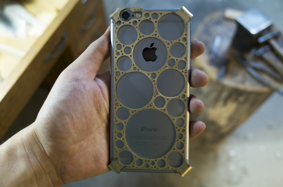 真鍮製iPhone6ケース　制作途中