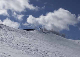 【白樺湖ロイヤルヒル】非常に滑りやすくて良いスキー場【スノボ用ジャンプ台多数あり】
